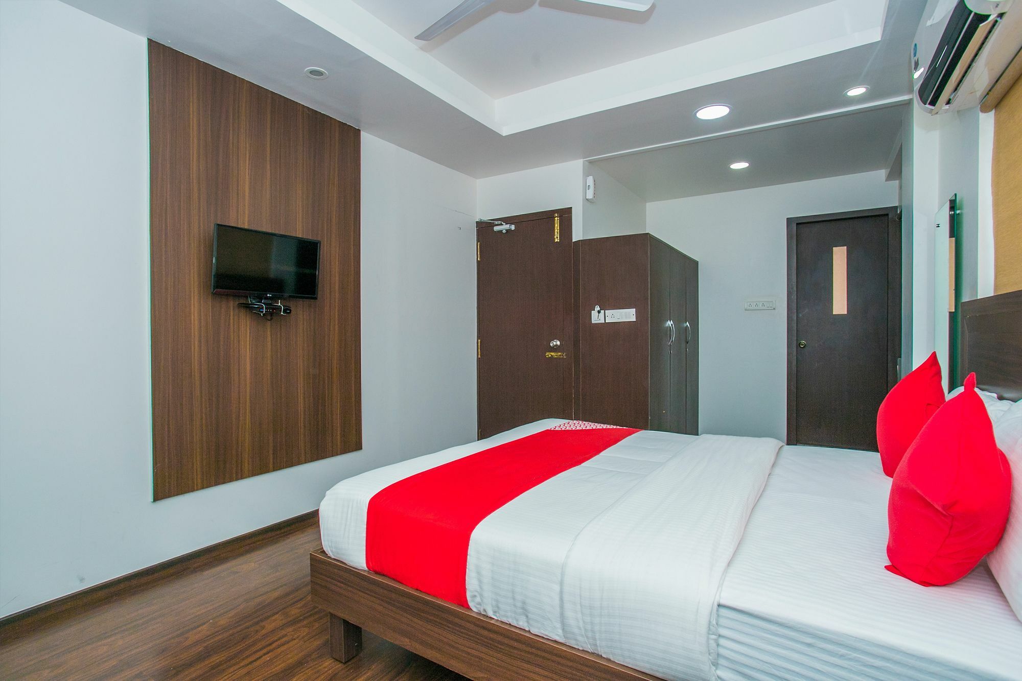 Flagship Malnad Residency Near Bengaluru Palace Luaran gambar